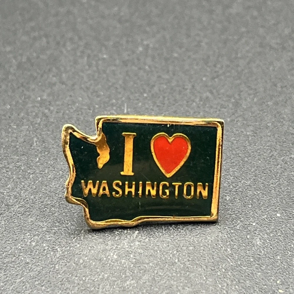 I Heart Love Washington State Outline Lapel‎ Hat Pin